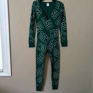 VICTORIAS SECRET PINK COLLEGE MICHIGAN STATE UNIVERSITY "MSU" PAJAMA GREEN XS